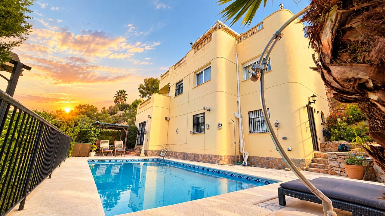 Villa a Alicante, Spagna 220 mq. N° 197333