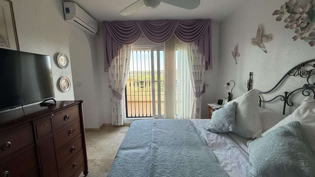 Villa a Alicante, Spagna 220 mq. N° 197333