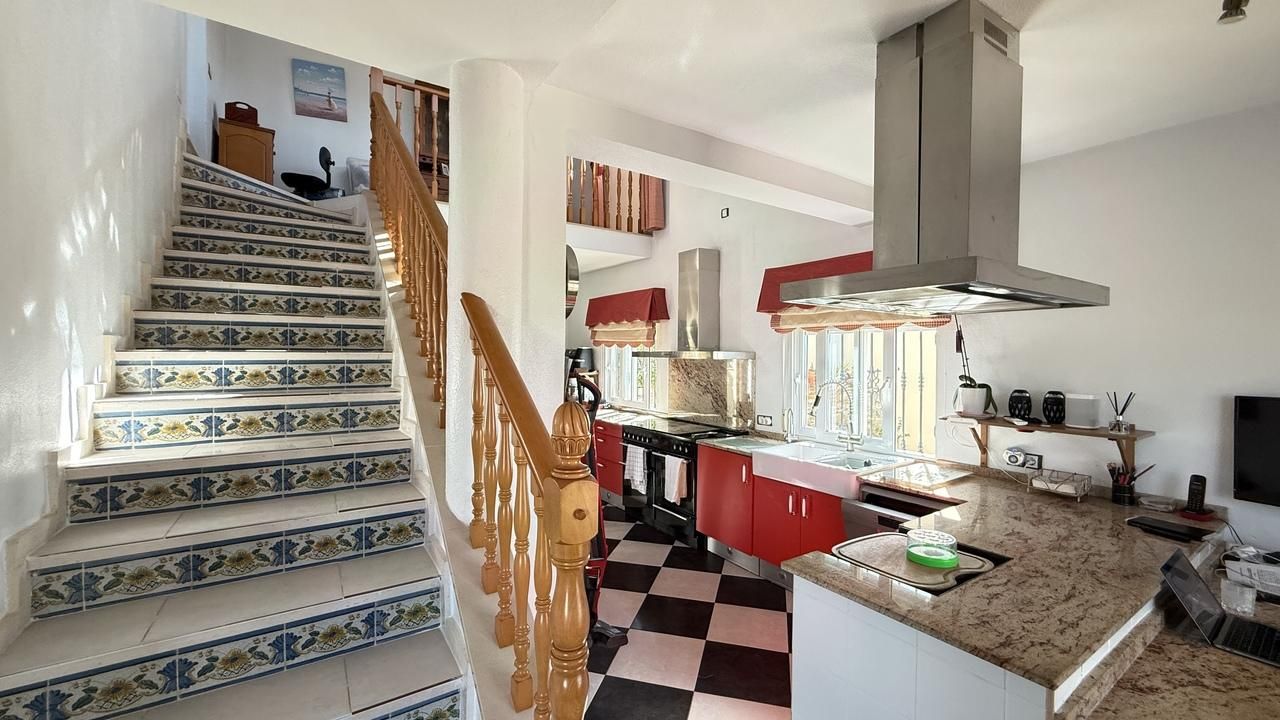 Villa a Alicante, Spagna 220 mq. N° 197333
