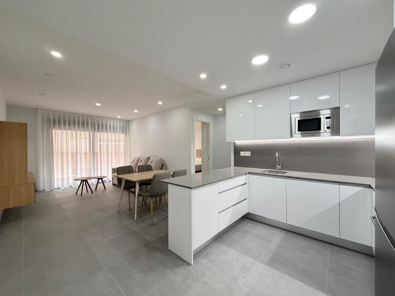 Apartamento en Torrevieja, Alicante, España 3 dormitorios, 113 m2 No. 148678