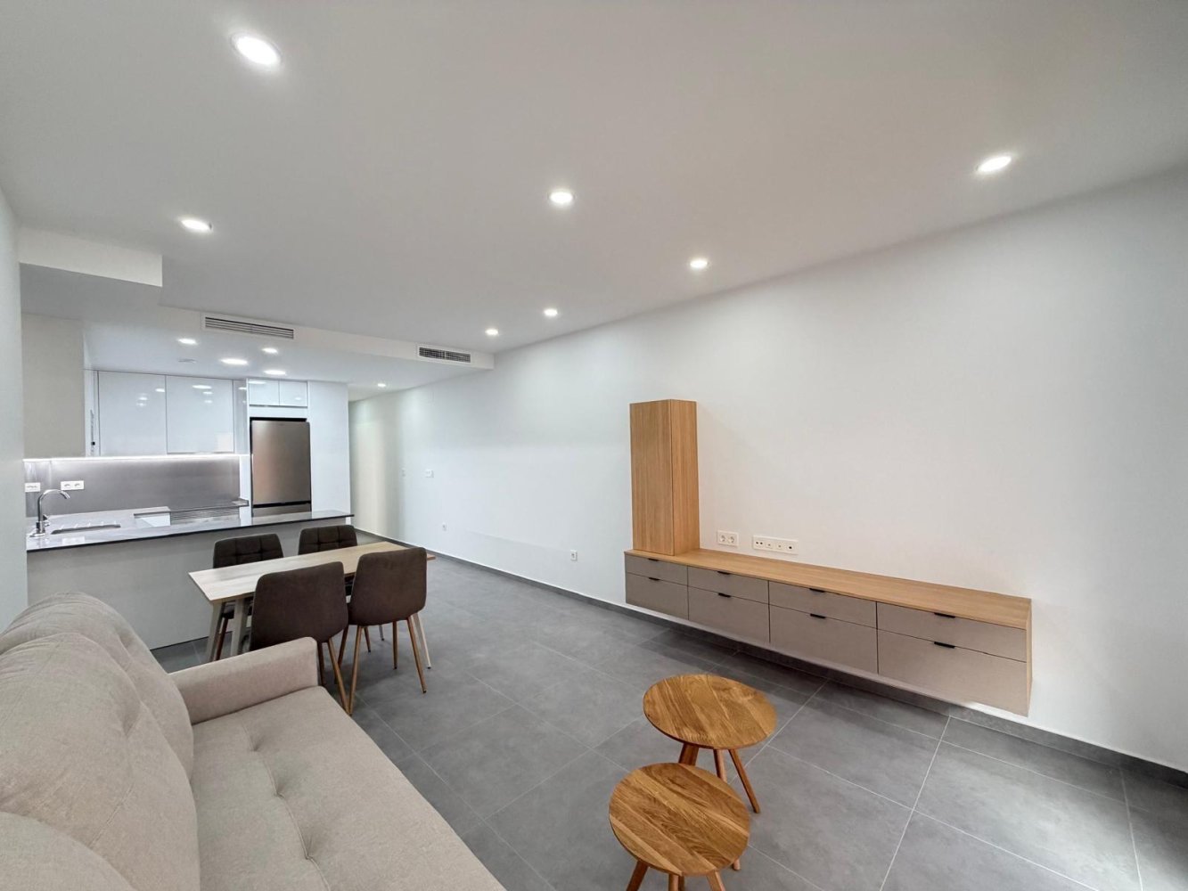 Apartamento en Torrevieja, Alicante, España 3 dormitorios, 113 m2 No. 148678
