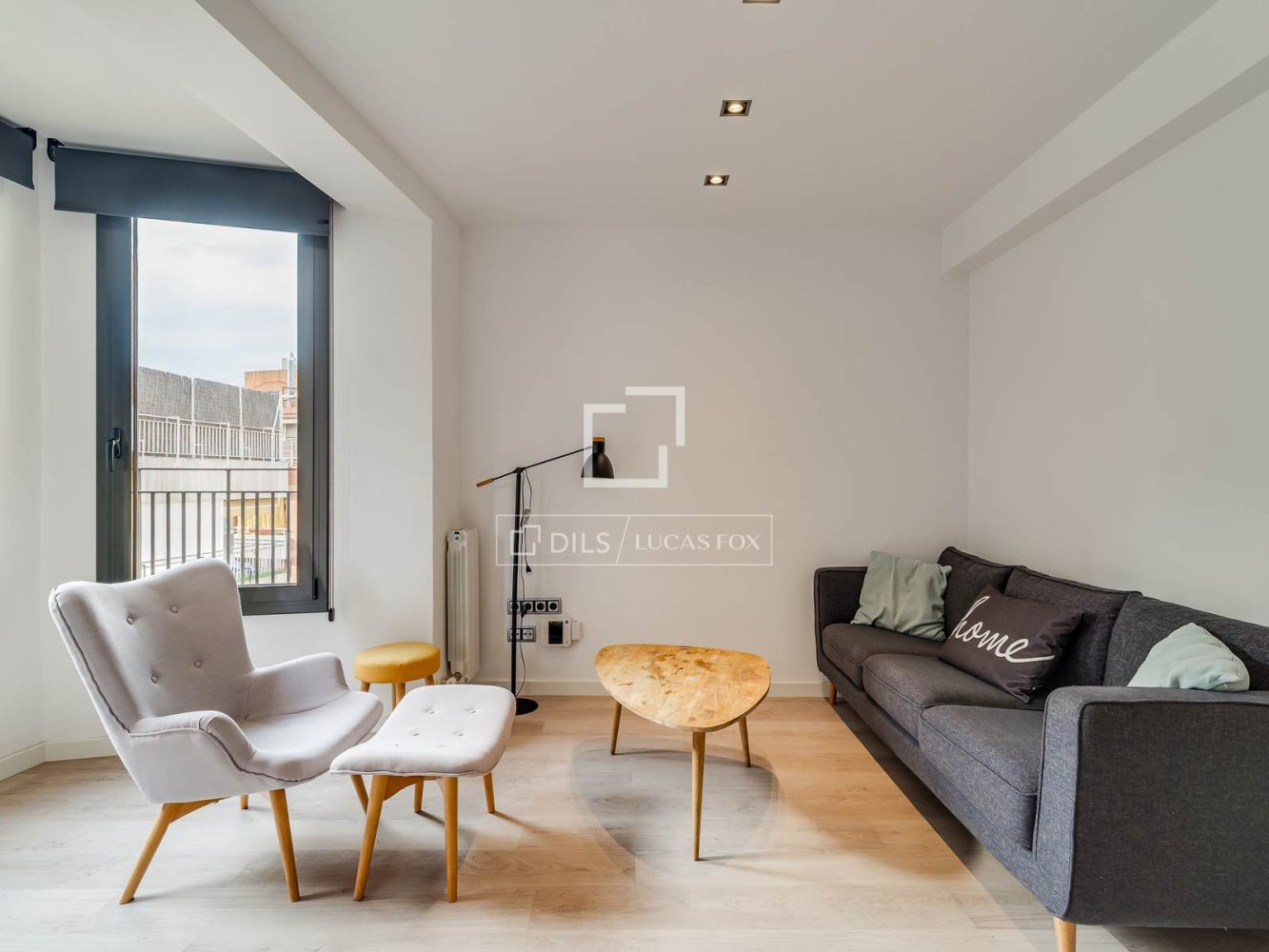Apartamento en Barcelona, España 2 dormitorios, 79 m2 No. 198485