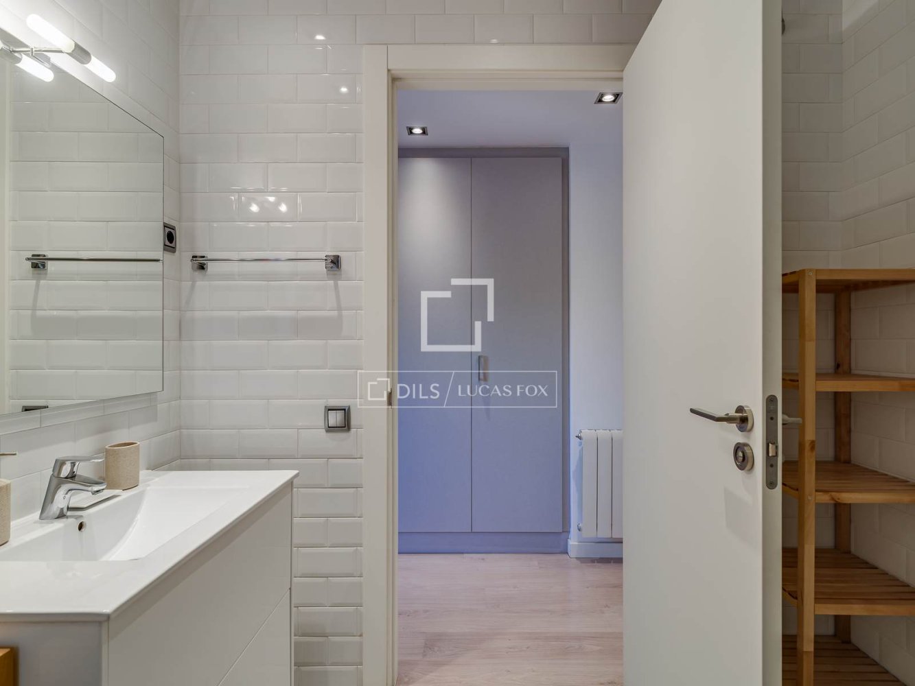 Apartamento en Barcelona, España 2 dormitorios, 79 m2 No. 198485