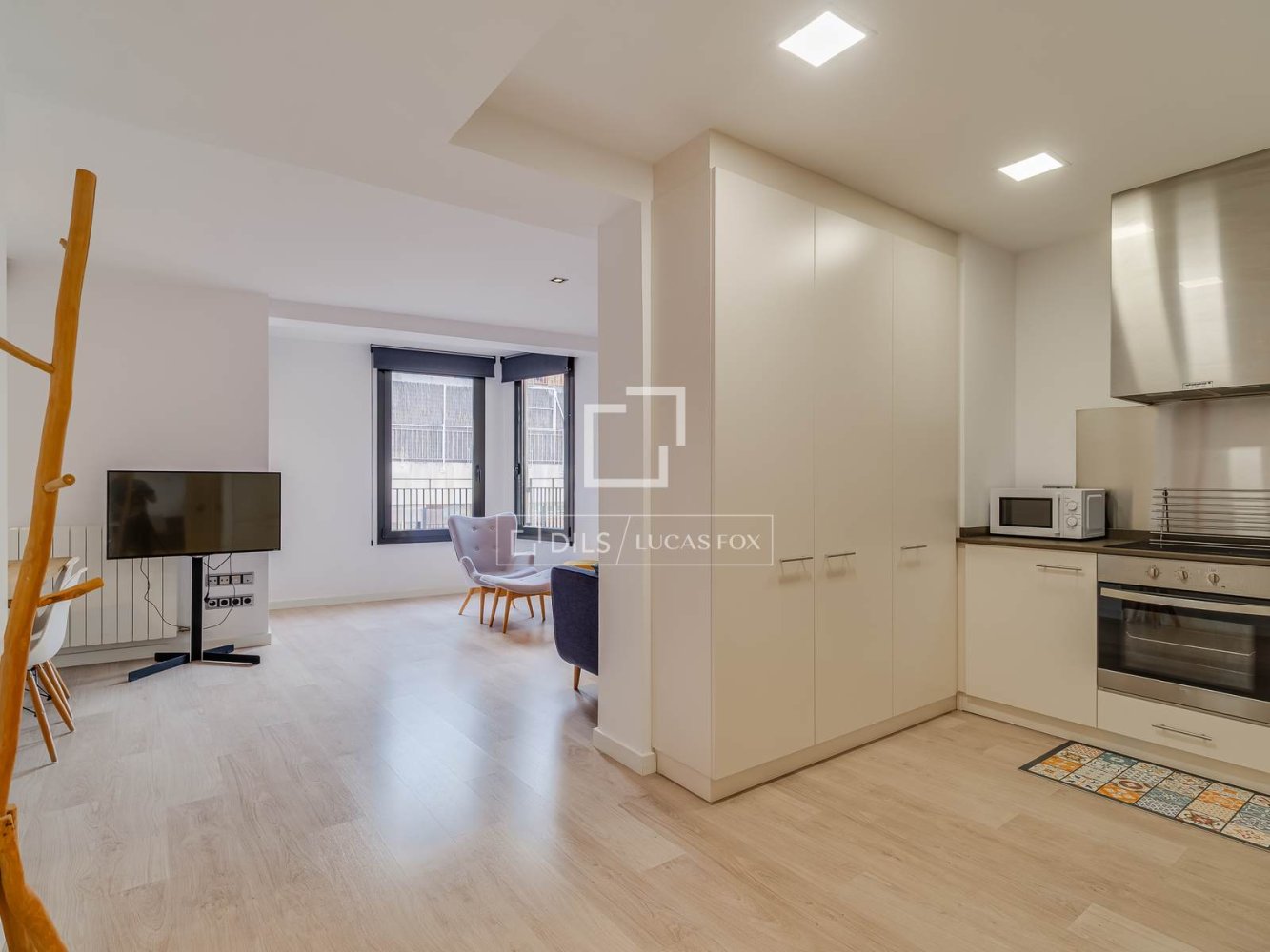 Apartamento en Barcelona, España 2 dormitorios, 79 m2 No. 198485