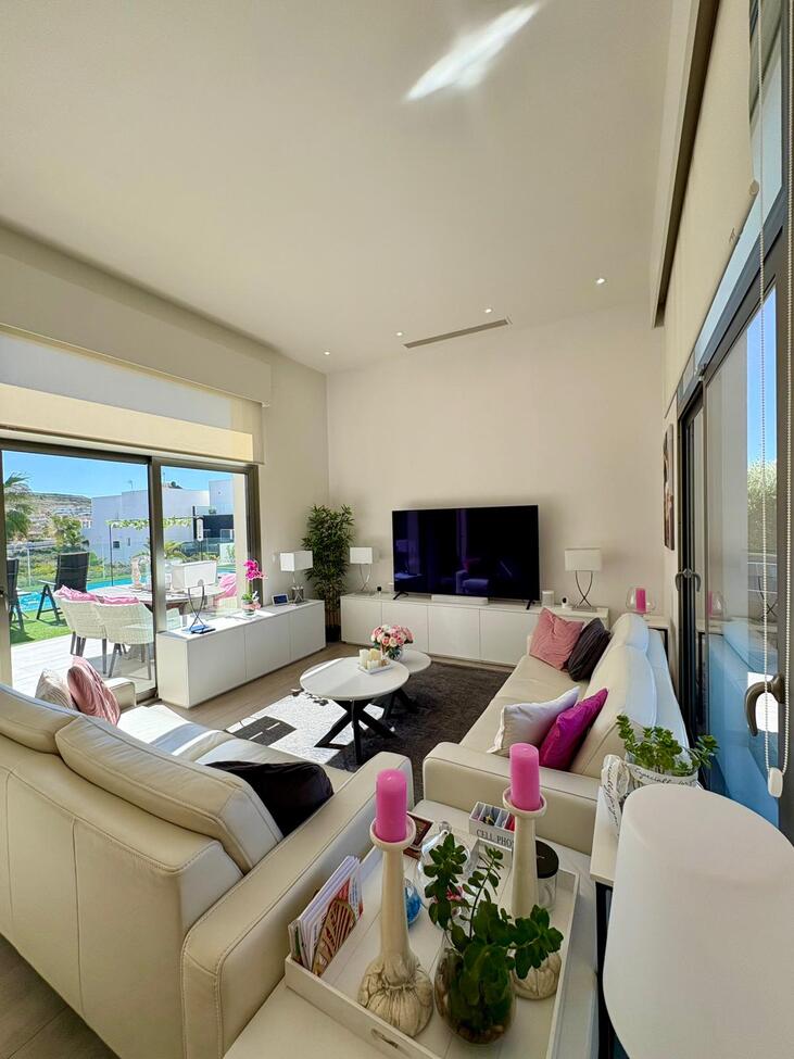Villa a Benijofar, Alicante, Spagna 3 camere da letto, 148 mq. N° 197431