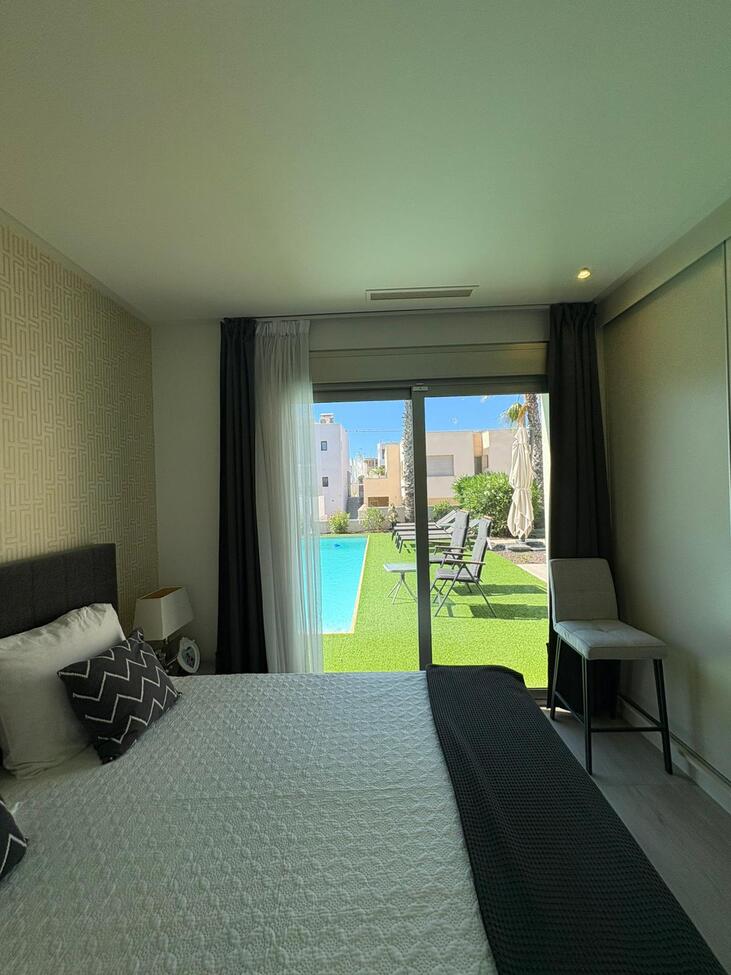 Villa a Benijofar, Alicante, Spagna 3 camere da letto, 148 mq. N° 197431