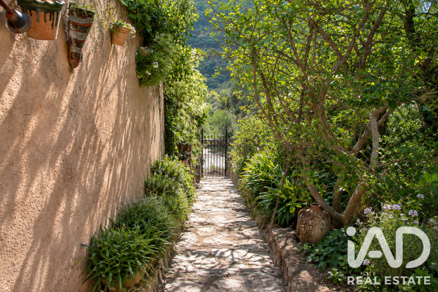 House in Deia, Mallorca, Spain 3 bedrooms, 159 sq.m. No. 199577