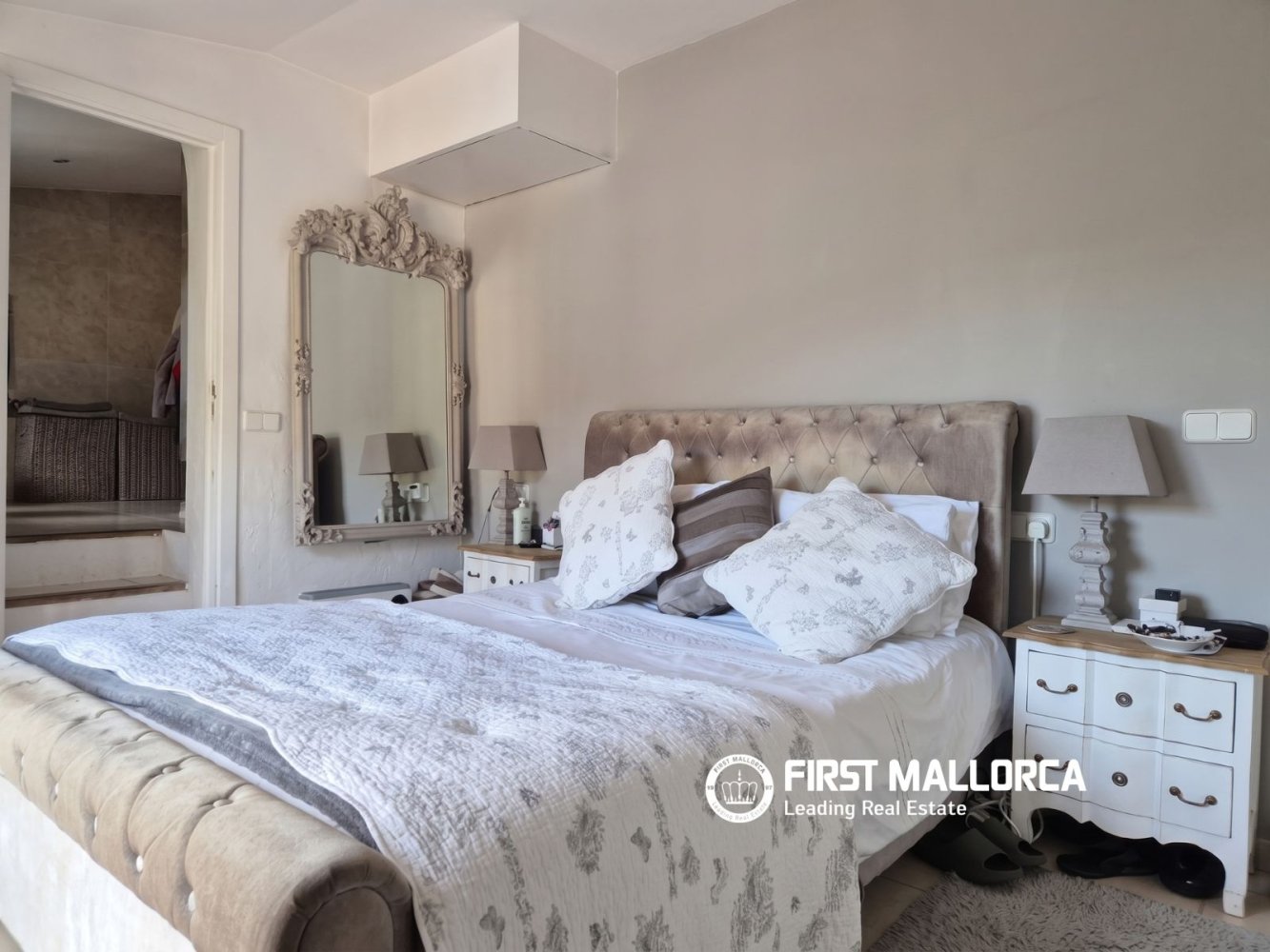Commercial property in Bunyola, Mallorca, Spain 3 bedrooms, 227 sq.m. No. 199222