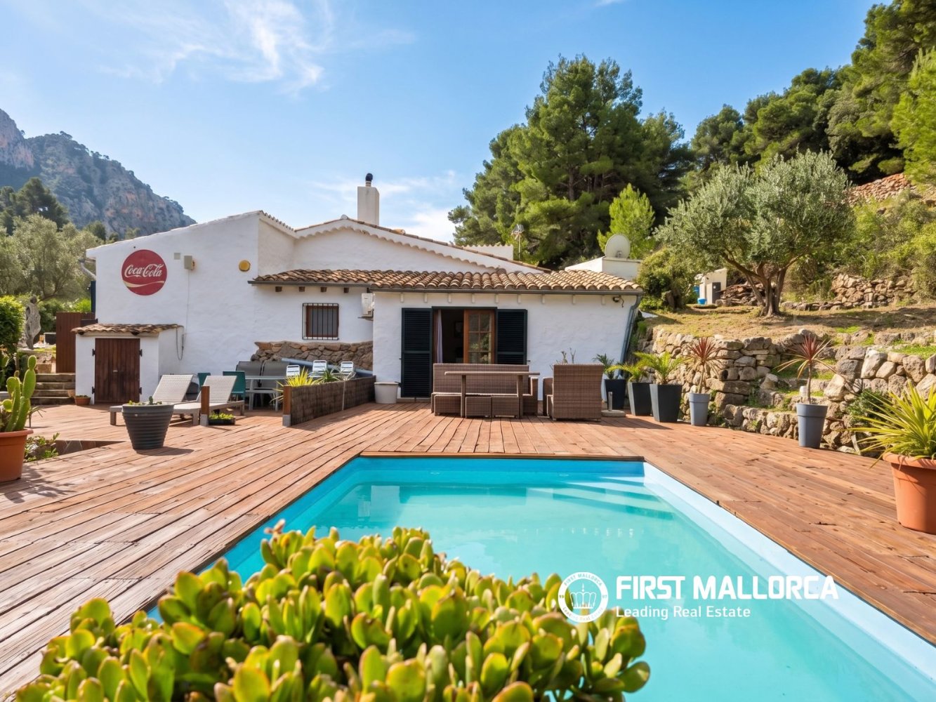 Commercial property in Bunyola, Mallorca, Spain 3 bedrooms, 227 sq.m. No. 199222