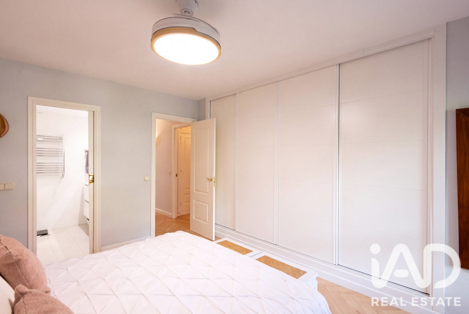 Dzīvoklis Las Rozas de Madrid, Madrid, Spānijā 4 istabas, 165 m2 Nr. 197846
