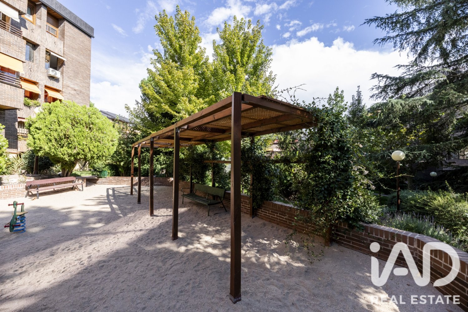 Dzīvoklis Las Rozas de Madrid, Madrid, Spānijā 4 istabas, 165 m2 Nr. 197846