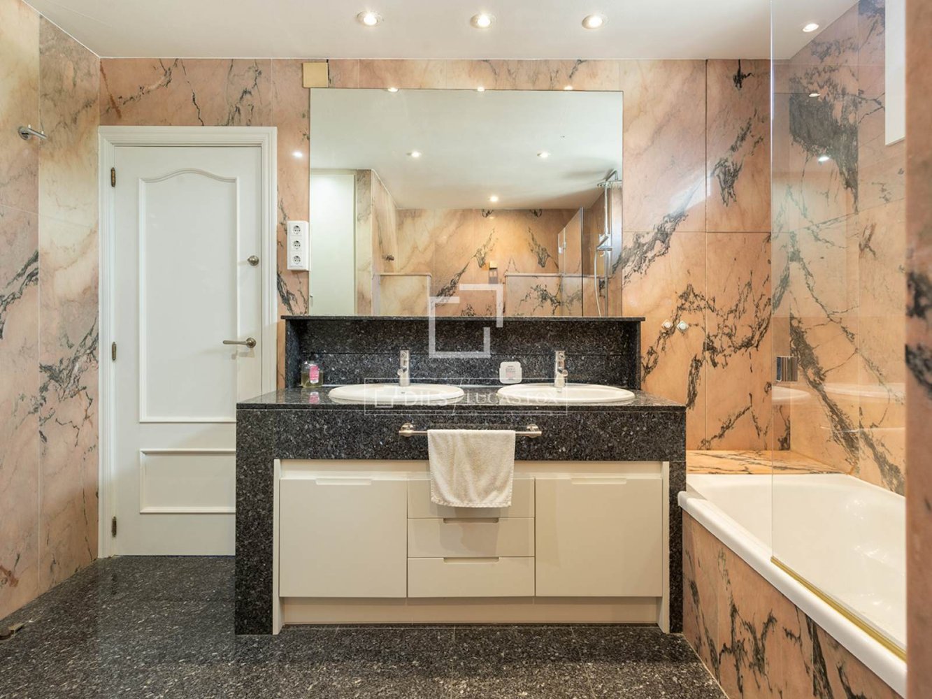 Penthouse à Barcelona, Espagne 4 chambres, 206 m2 No. 199154