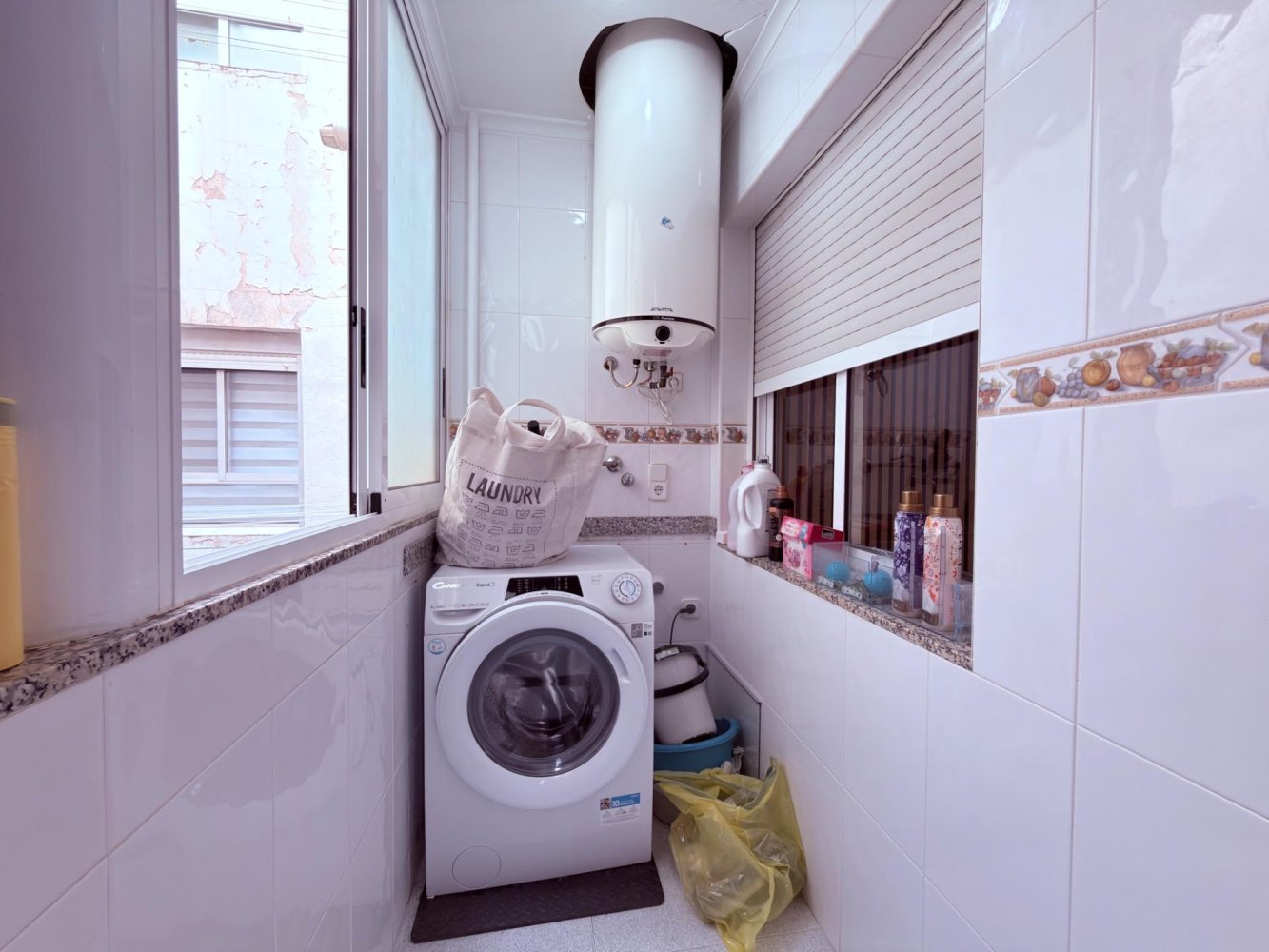 Apartment à Alicante, Espagne 1 chambre, 98 m2 No. 197329