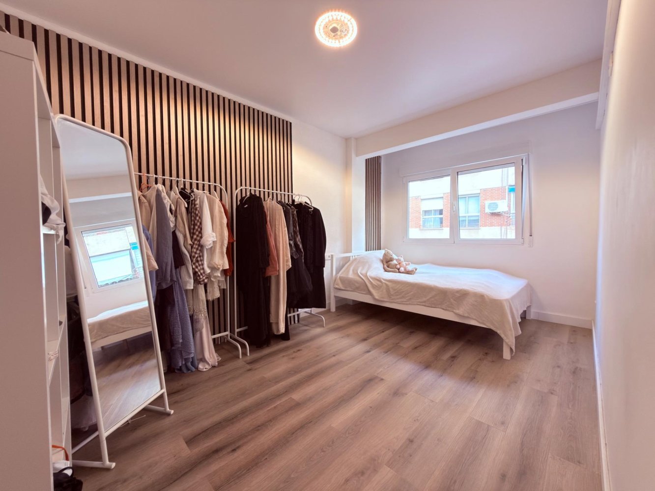 Apartment à Alicante, Espagne 1 chambre, 98 m2 No. 197329