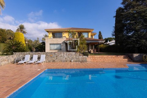 Villa a Alella, Barcelona, Spagna 5 camere da letto, 532 mq. N° 197632