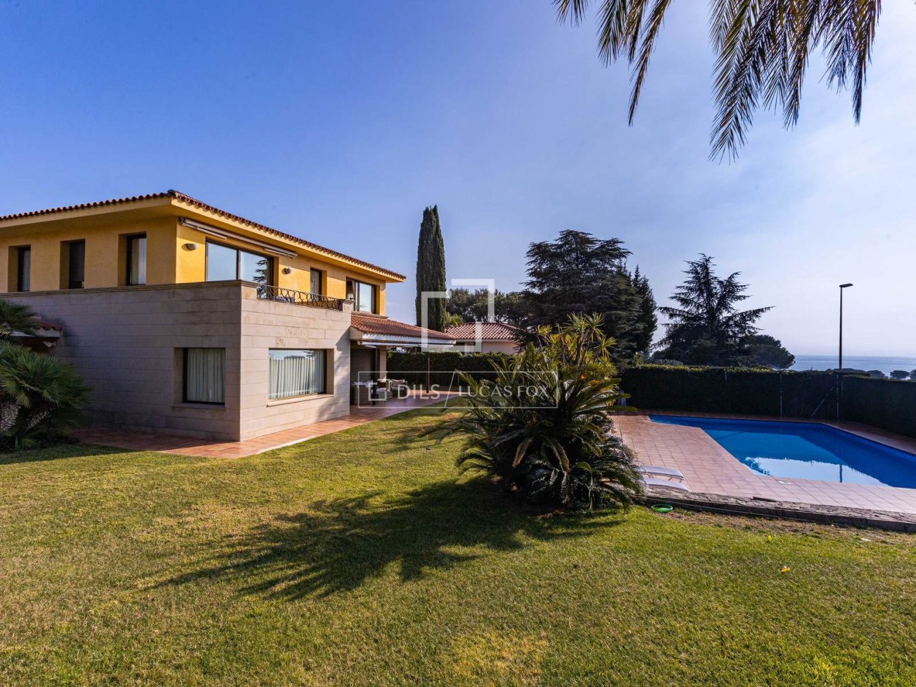 Villa a Alella, Barcelona, Spagna 5 camere da letto, 532 mq. N° 197632