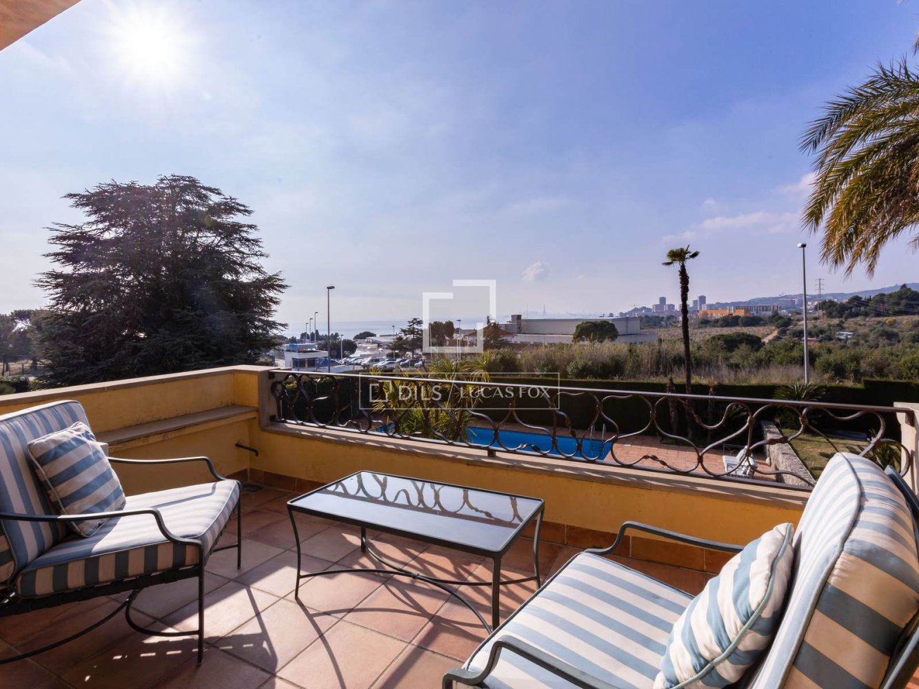 Villa a Alella, Barcelona, Spagna 5 camere da letto, 532 mq. N° 197632