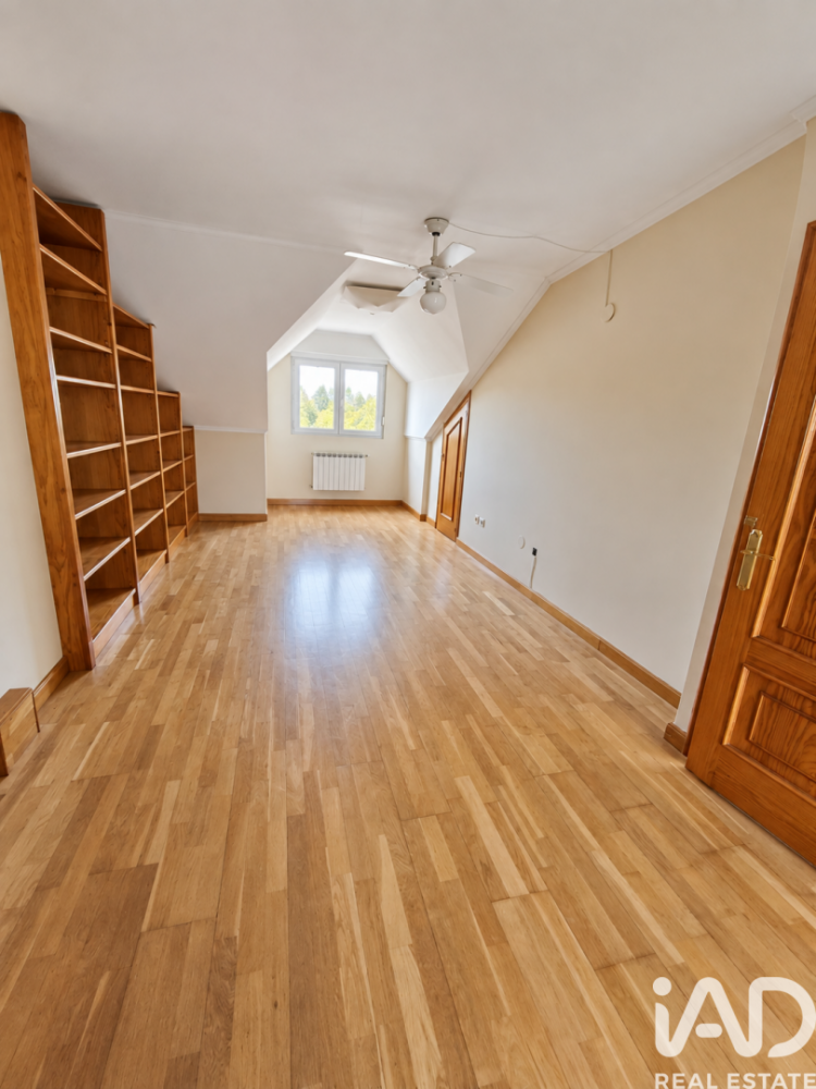House in San Andres del Rabanedo, Leon, Spain 3 bedrooms, 194 sq.m. No. 198624