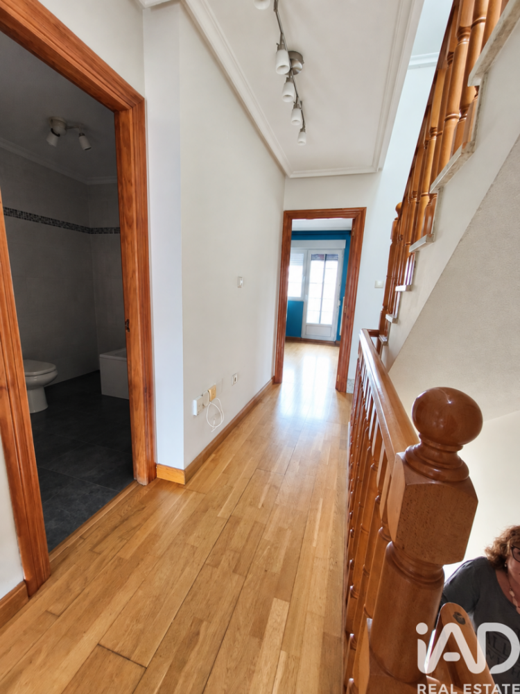 House in San Andres del Rabanedo, Leon, Spain 3 bedrooms, 194 sq.m. No. 198624