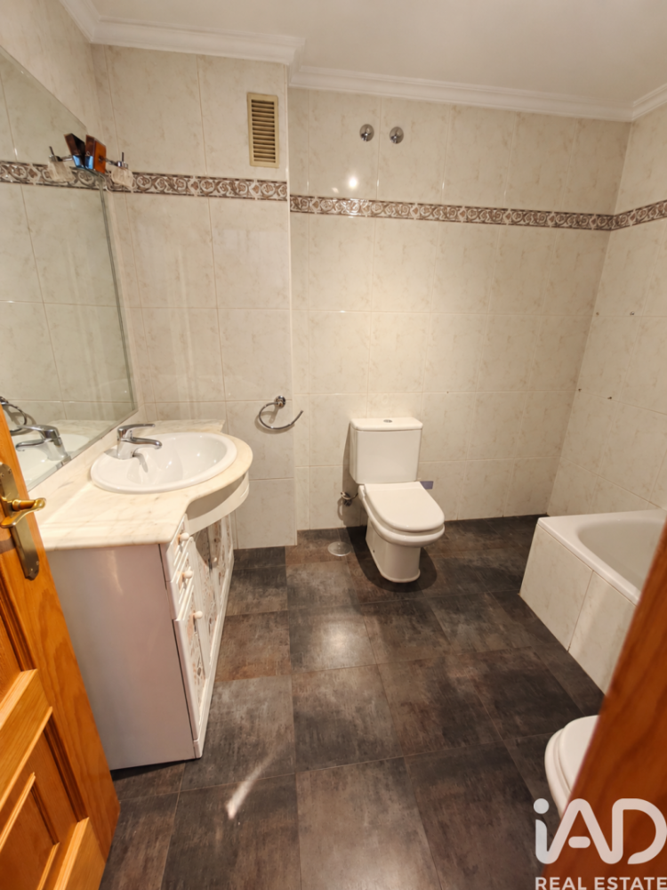 House in San Andres del Rabanedo, Leon, Spain 3 bedrooms, 194 sq.m. No. 198624