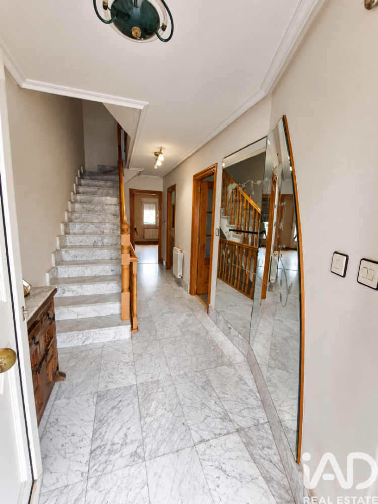 House in San Andres del Rabanedo, Leon, Spain 3 bedrooms, 194 sq.m. No. 198624