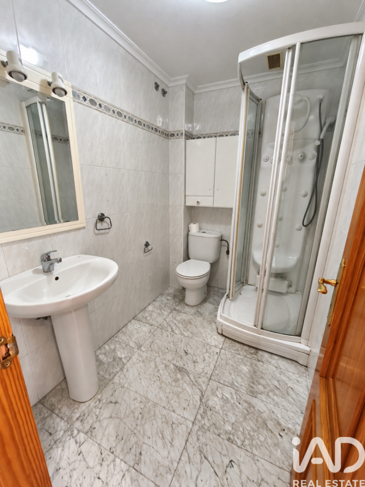House in San Andres del Rabanedo, Leon, Spain 3 bedrooms, 194 sq.m. No. 198624