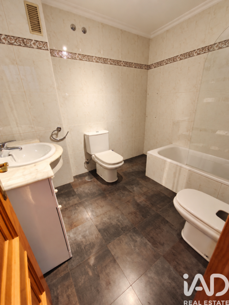 House in San Andres del Rabanedo, Leon, Spain 3 bedrooms, 194 sq.m. No. 198624