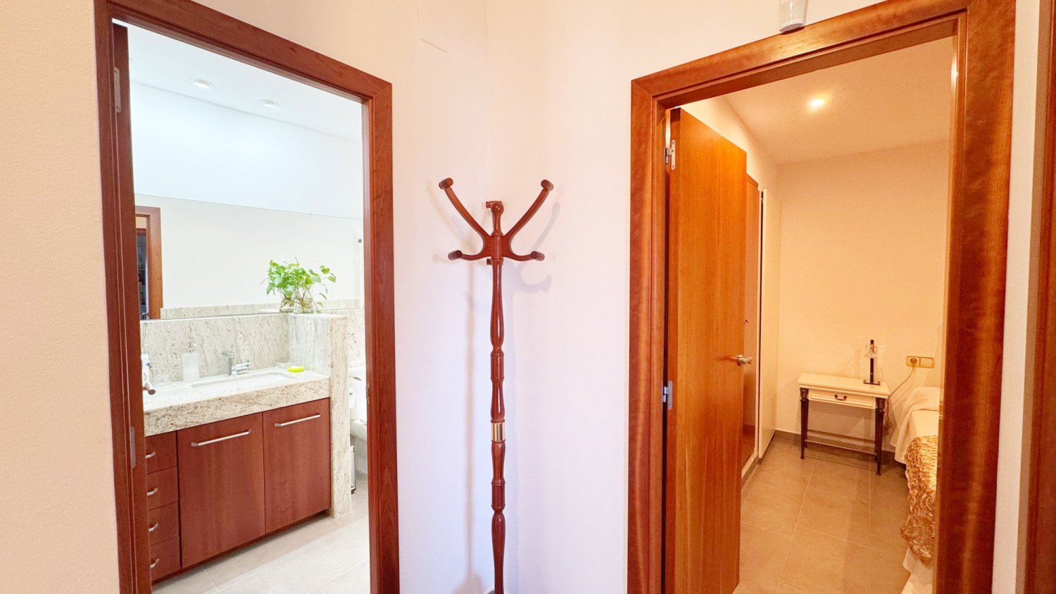 Сasa en Lloret de Mar, Gerona, España 5 dormitorios, 239 m2 No. 198762