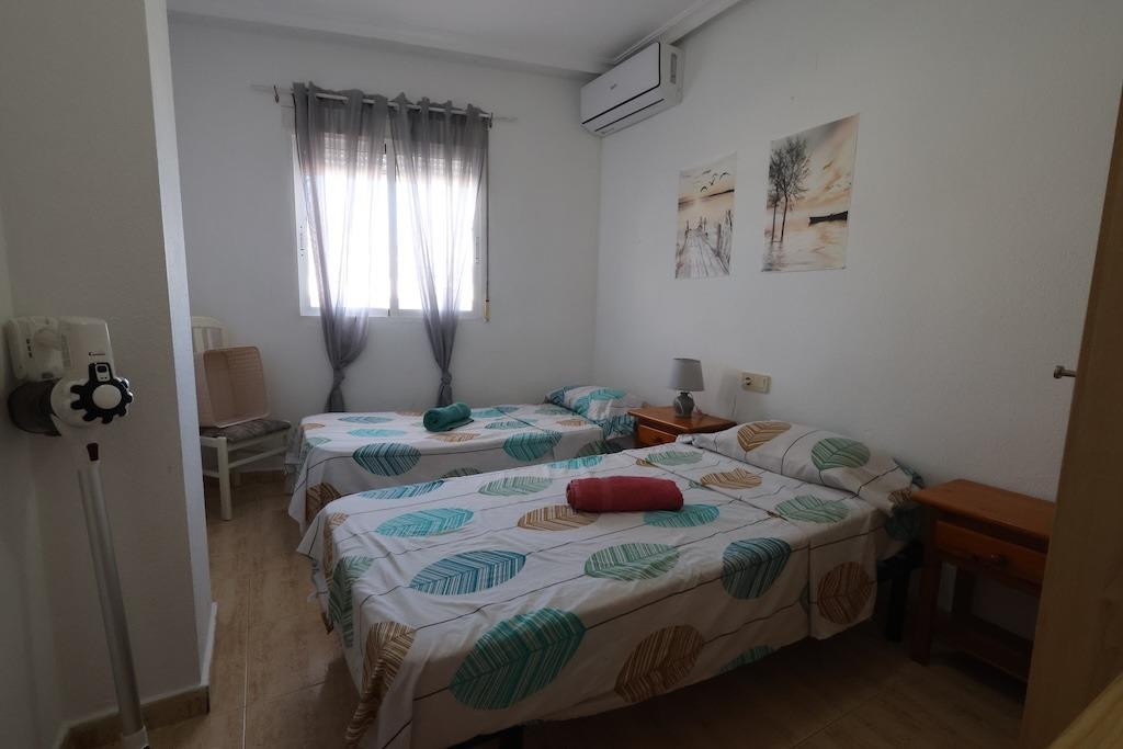 Penthouse in Torrevieja, Alicante, Spain 2 bedrooms, 54 sq.m. No. 198152