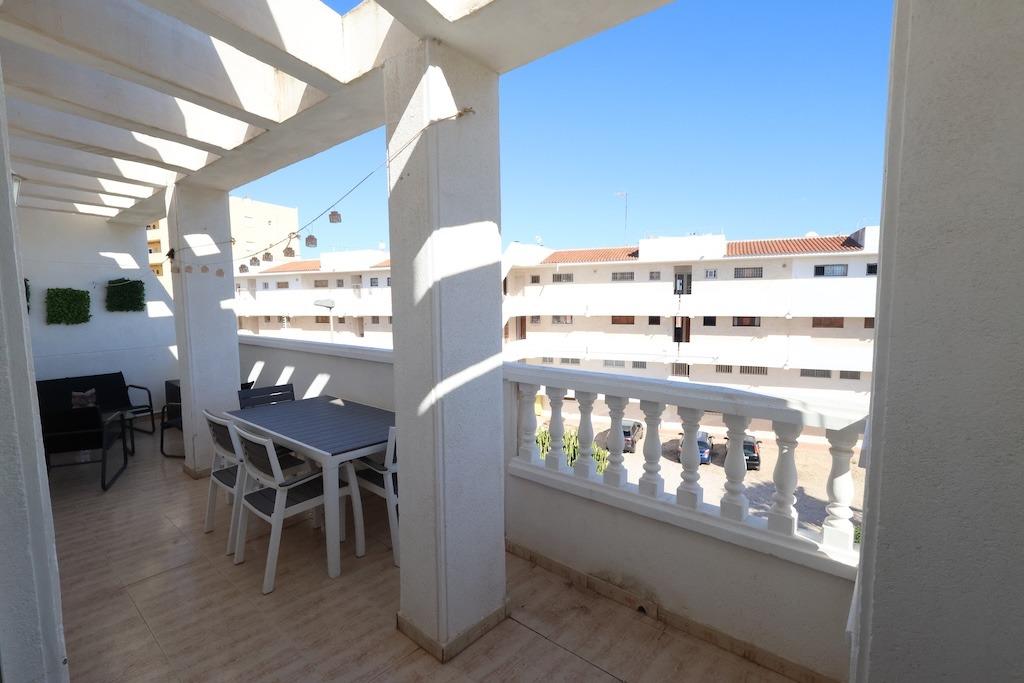 Penthouse in Torrevieja, Alicante, Spain 2 bedrooms, 54 sq.m. No. 198152