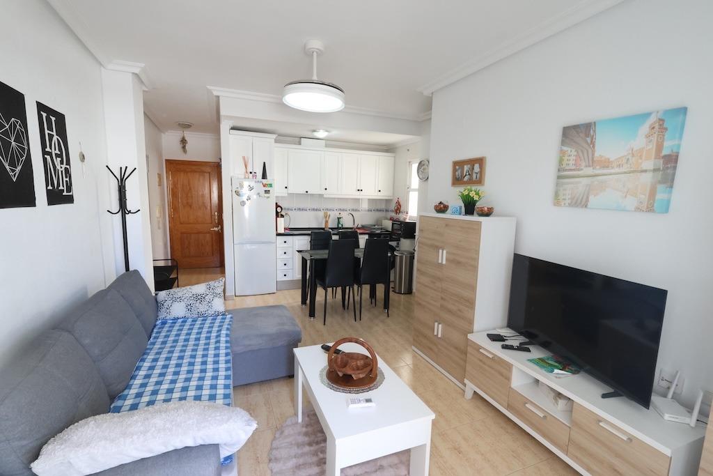 Penthouse in Torrevieja, Alicante, Spain 2 bedrooms, 54 sq.m. No. 198152