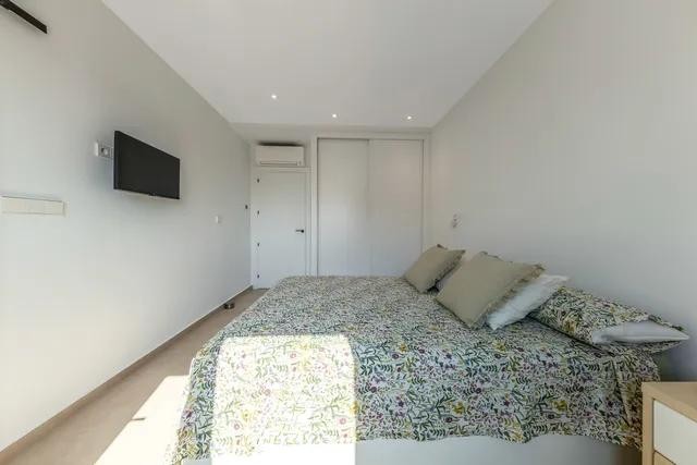 Villa en La Nucia, Alicante, España 4 dormitorios, 300 m2 No. 197073