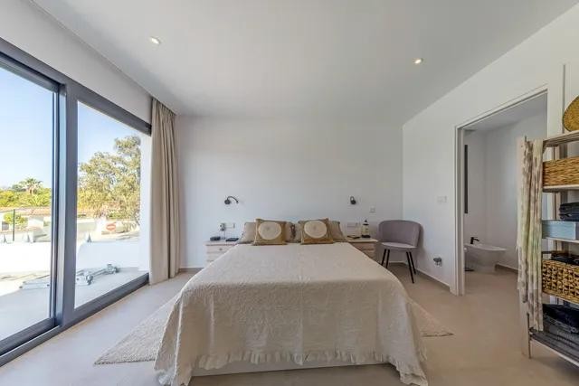 Villa en La Nucia, Alicante, España 4 dormitorios, 300 m2 No. 197073