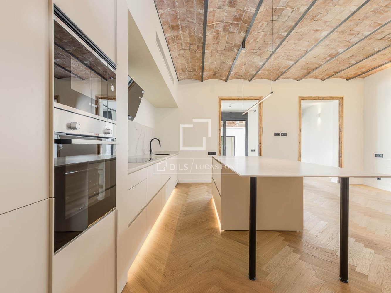 Wohnung in Barcelona, Spanien 3 Schlafzimmer, 140 m2 Nr. 199150