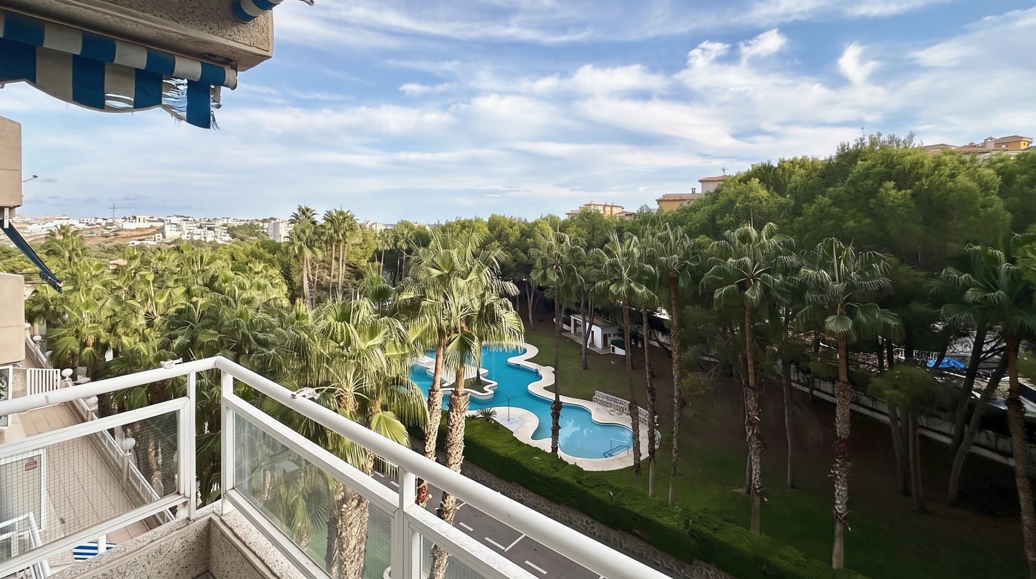 Appartamento a Alicante, Spagna 2 camere da letto, 54 mq. N° 199108