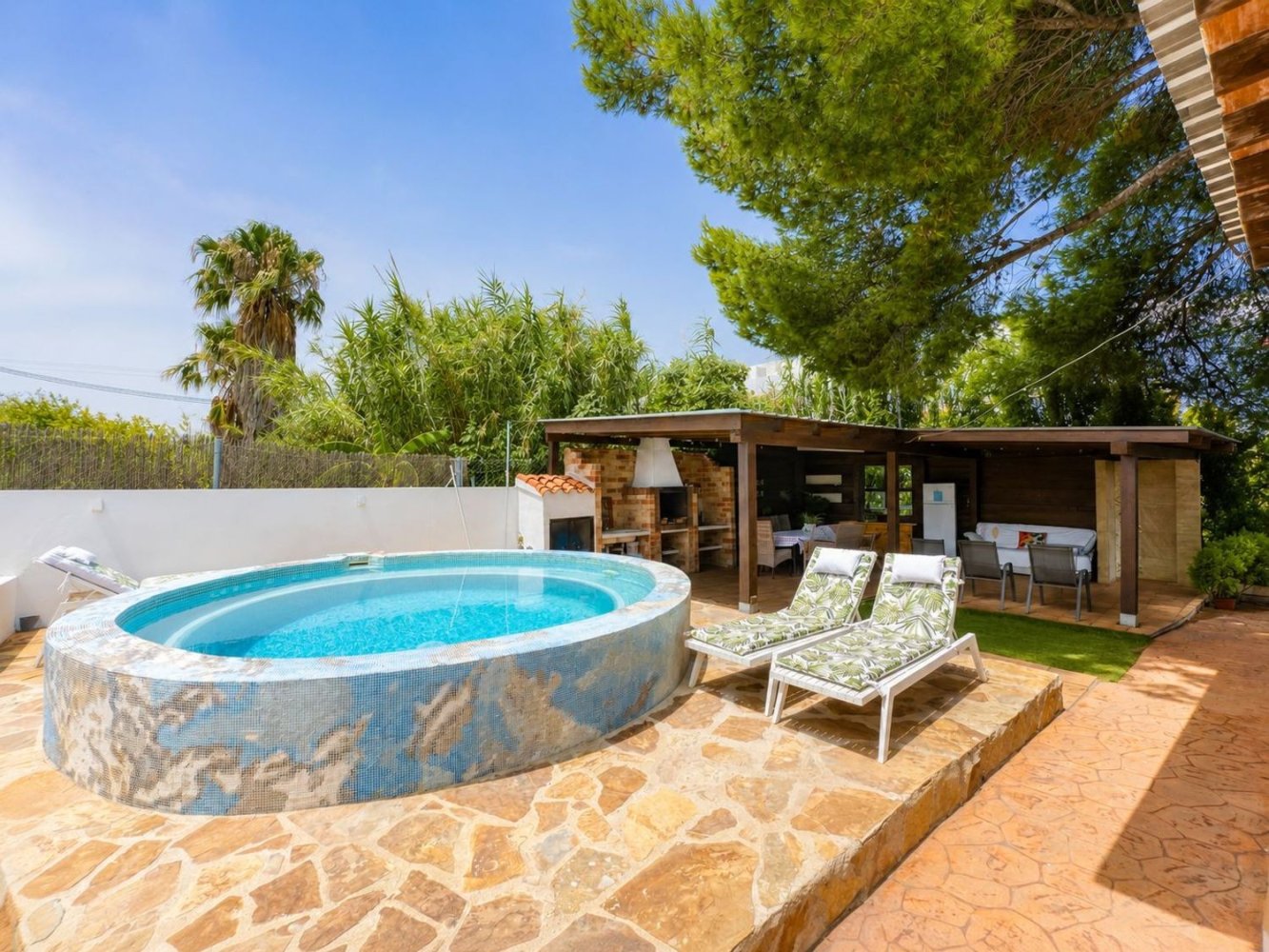 Villa a Denia, Alicante, Spagna 4 camere da letto, 125 mq. N° 198208