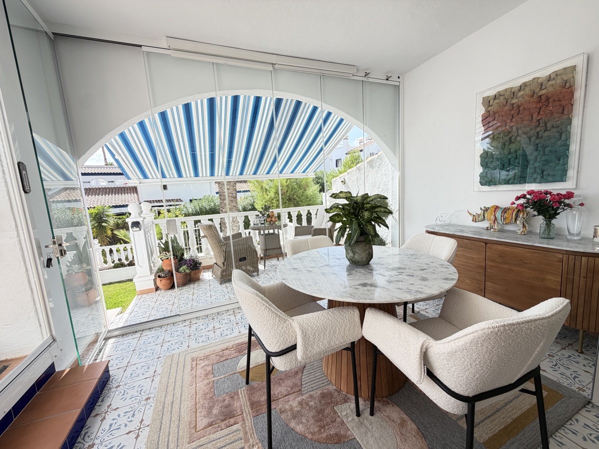 Bungalo Villamartin, Alicante, Spānijā 2 istabas, 107 m2 Nr. 198553
