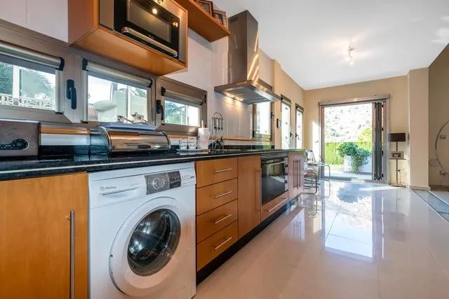 Villa en Altea, Alicante, España 4 dormitorios, 421 m2 No. 197075