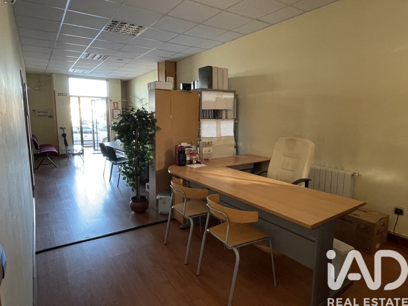Commercial property in San Andres del Rabanedo, Leon, Spain 3 bedrooms, 87 sq.m. No. 199611
