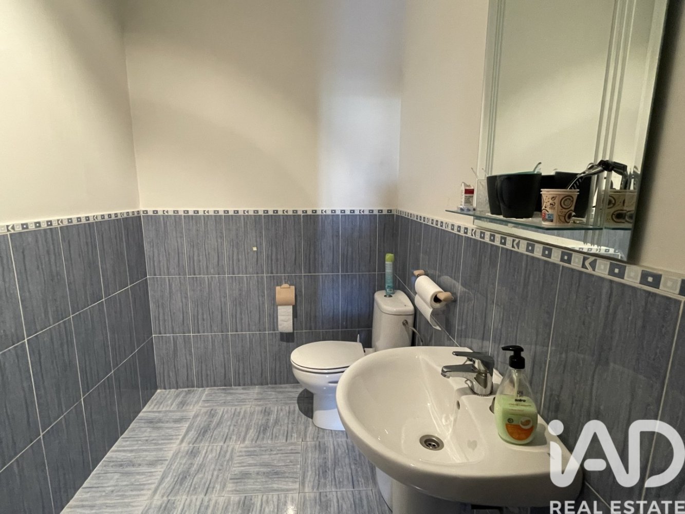 Commercial property in San Andres del Rabanedo, Leon, Spain 3 bedrooms, 87 sq.m. No. 199611