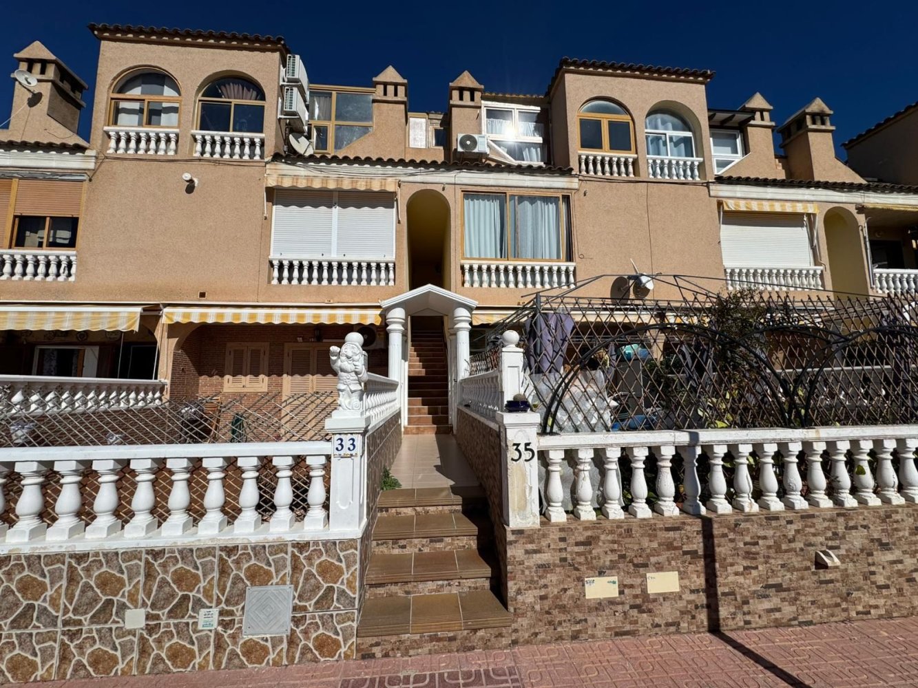 Bungalowi Torrevieja, Alicante, Espanja 65 m2 No. 199012