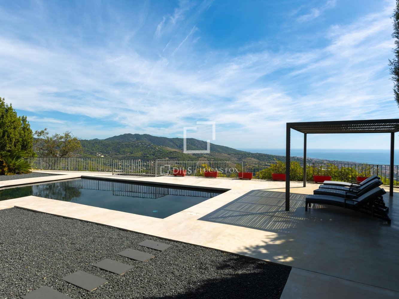 Villa in Alella, Barcelona, Spain 3 bedrooms, 517 sq.m. No. 198477