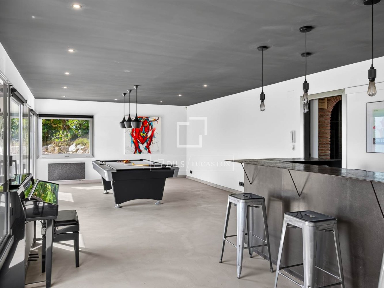 Villa in Alella, Barcelona, Spain 3 bedrooms, 517 sq.m. No. 198477