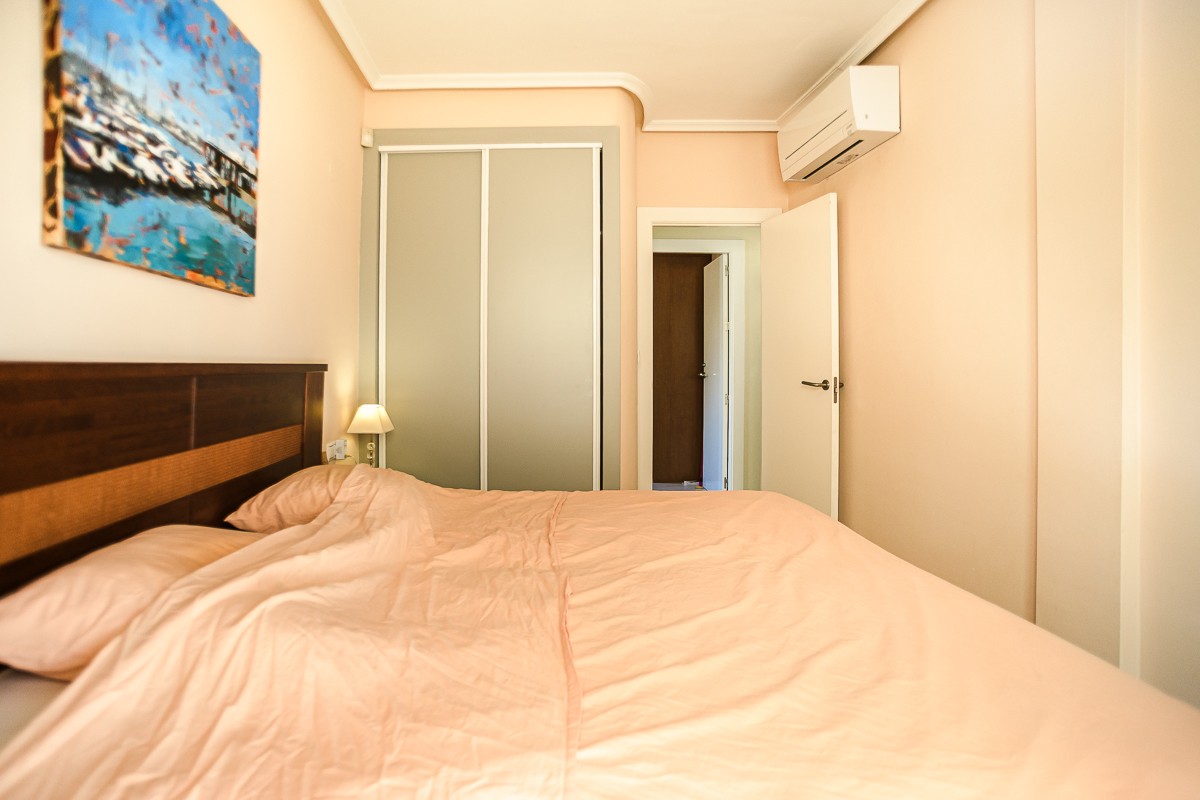 Villa à Torrevieja, Alicante, Espagne 4 chambres, 135 m2 No. 199184