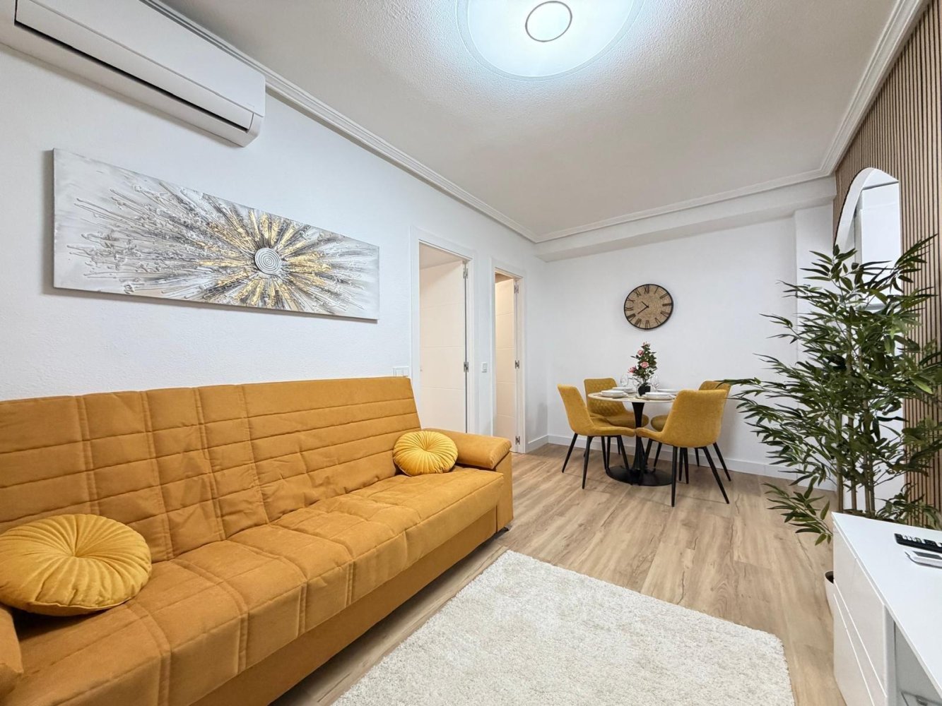 Wohnung in Torrevieja, Alicante, Spanien 1 Schlafzimmer, 44 m2 Nr. 199017