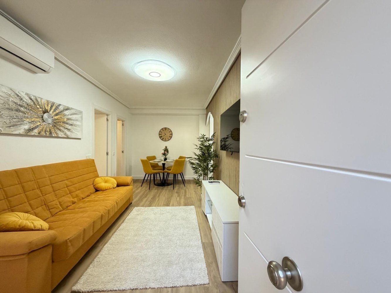 Wohnung in Torrevieja, Alicante, Spanien 1 Schlafzimmer, 44 m2 Nr. 199017