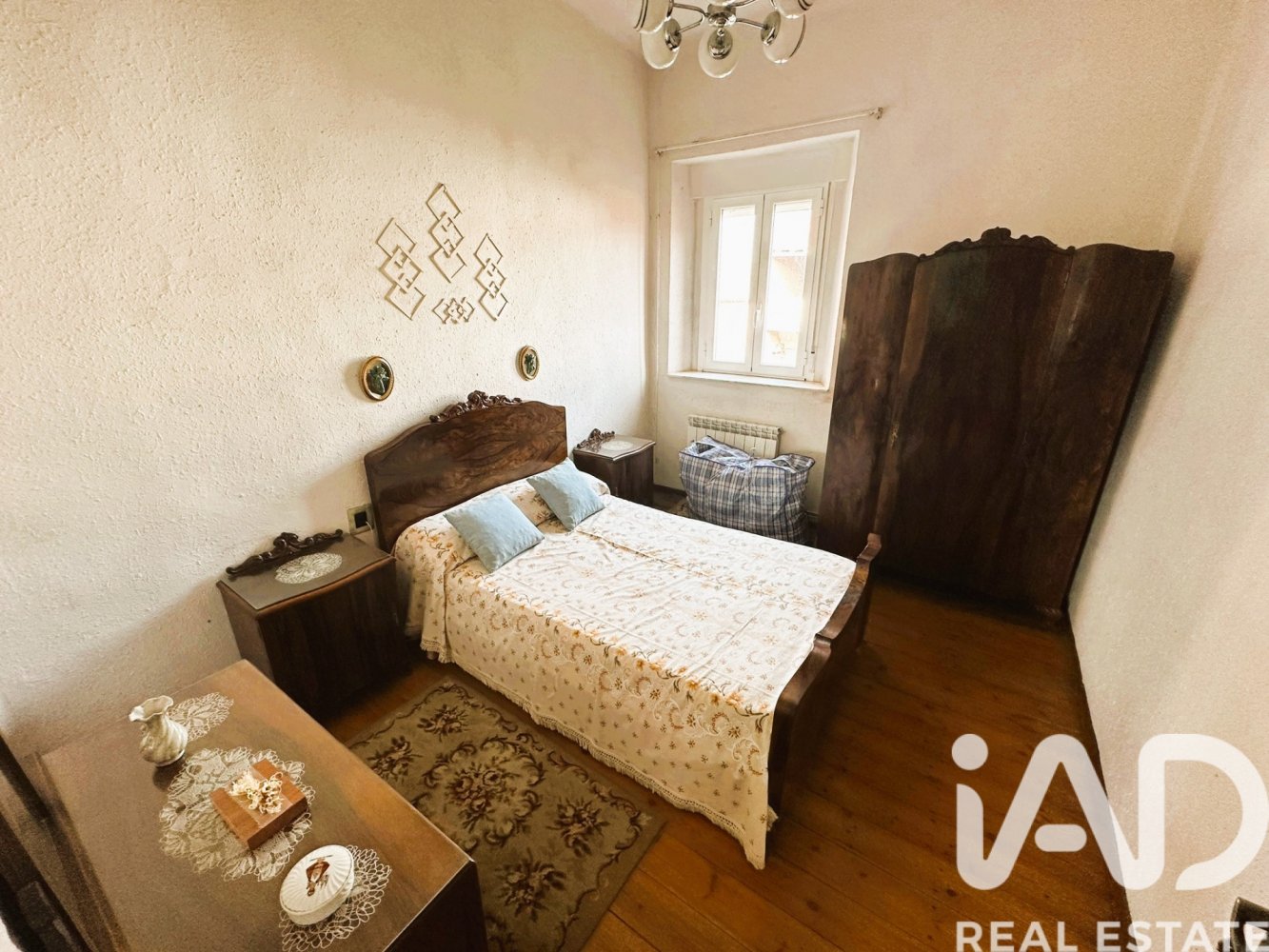 Дом в Сан Андрес дель Рабанедо, Леон, Испания 3 спальни, 600м2 №198727