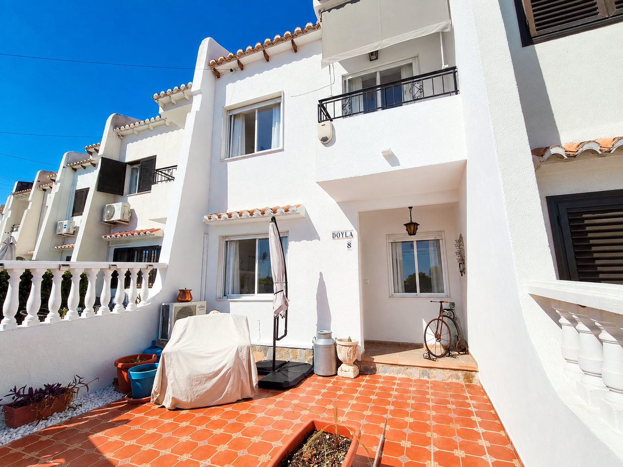 Villetta a schiera a Los Balcones, Alicante, Spagna 3 camere da letto, 78 mq. N° 198315