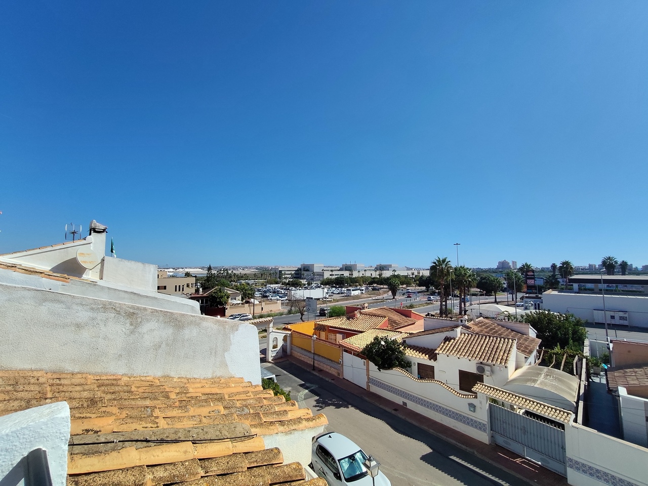 Villetta a schiera a Los Balcones, Alicante, Spagna 3 camere da letto, 78 mq. N° 198315