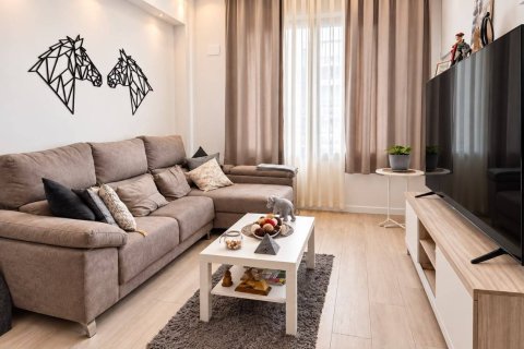 Wohnung in L'Hospitalet de Llobregat, Barcelona, Spanien 2 Schlafzimmer, 134 m2 Nr. 197916